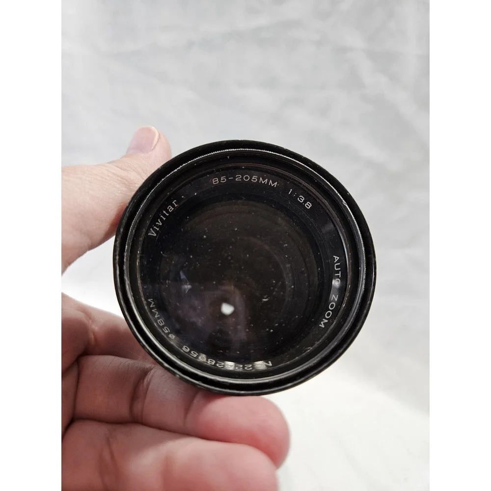 Vivitar 85-205mm 1:3.8 Macro Focusing Auto Zoom Lens 58MM No Caps Or Case